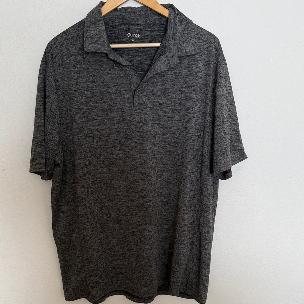 Quince sz XL Men's Heathered Charcoal Polo Shirt great condition